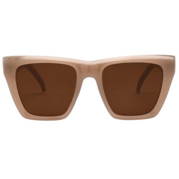 I-SEA Women\'s Sunglasses - Ava
I SEA  NWT Oatmeal Brown Polarized Sunglasses main image 6
